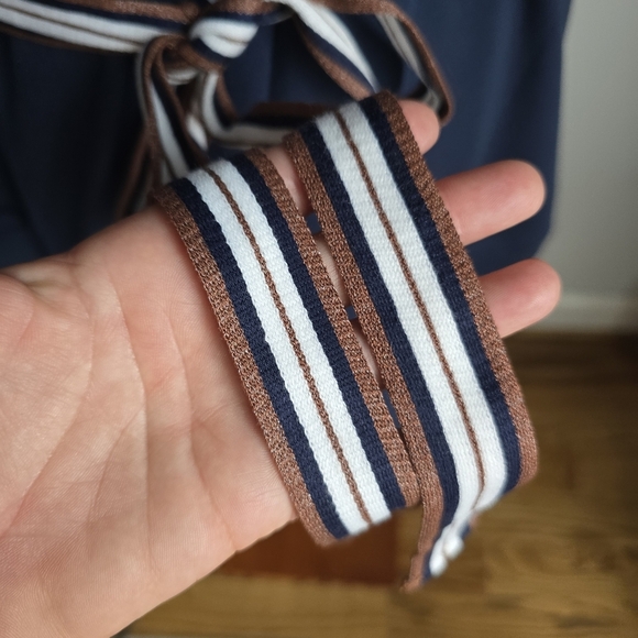 Anthropologie, New, Current Air Elle Navy Belted Sweatshirt Pullover, Size XL - Picture 7 of 15